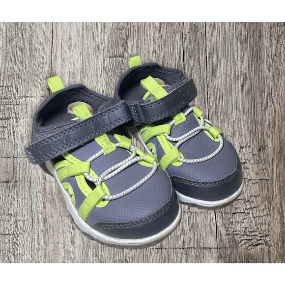 Carters hook and loop sandal for boys. Size‎ 7M - Picture 1 of 5